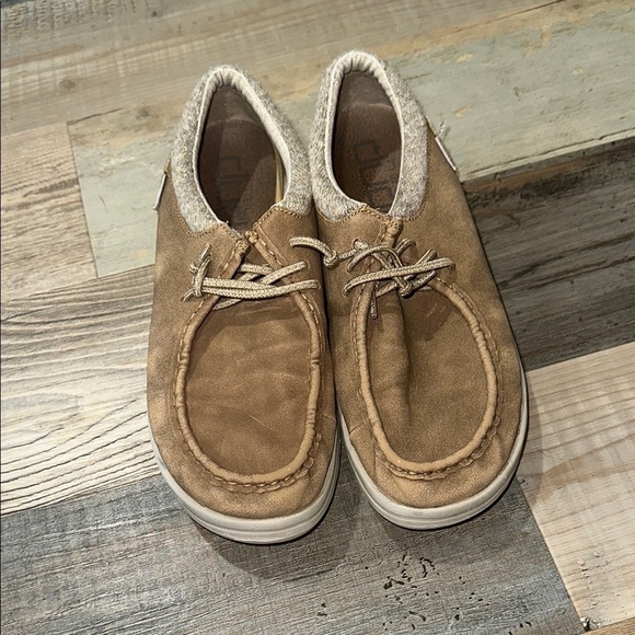 Hey dude women leather shoes - Picture 2 of 4